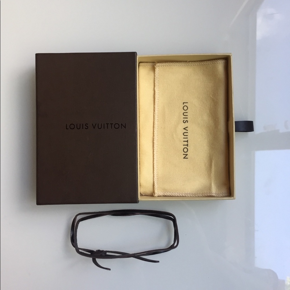 🔺SOLD🔺Authentic Louis Vuitton Small Box